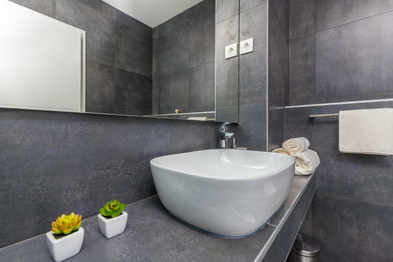 Apartments Ines Selce Luaran gambar